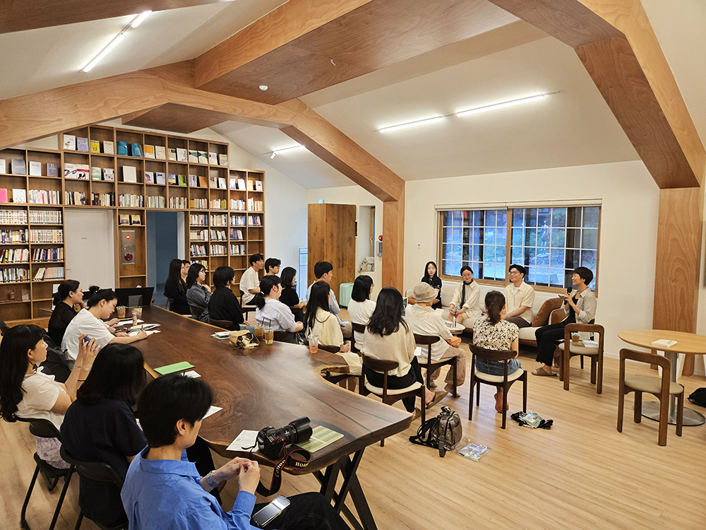 신진작가 행사 사진